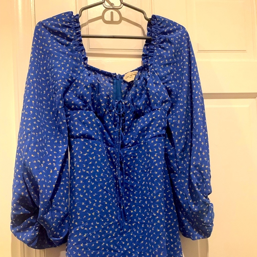 Urban outfitters kiss the sky dress- Great condition, perfect for fall.